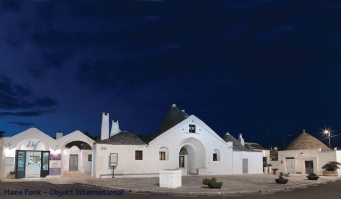 Corte Trullo Sovrano B&B