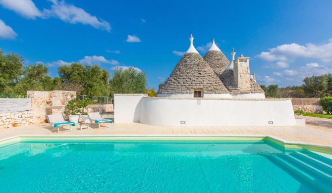 Trullo del Mandarino con piscina