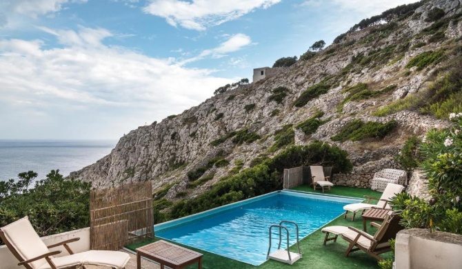 Villa On Seaside With Pool, Puglia