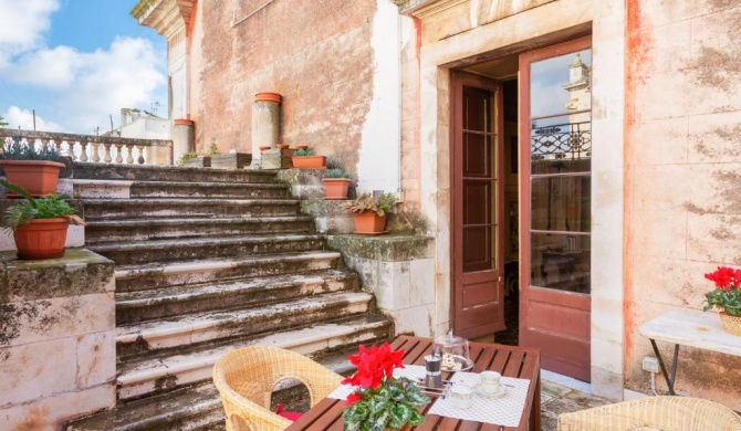 La terrazza sulla Chiesa di San Francesco d'Assisi