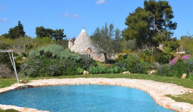 Cisternino Trulli Mansion with Pool by WowHomes