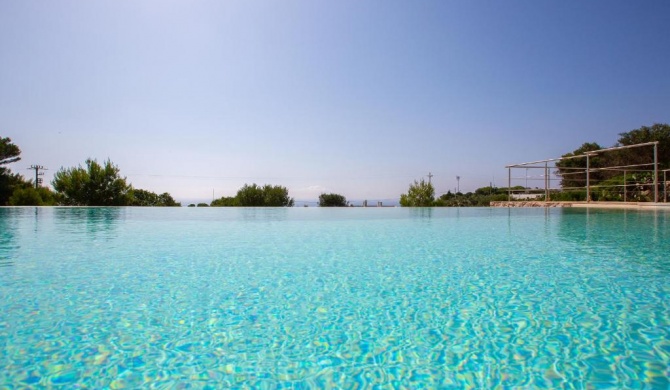 VILLA MEDITERRANEA CON PISCINA E VISTA MARE