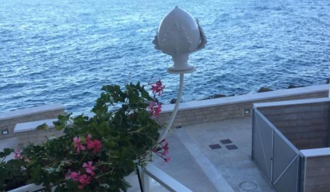 Balconcino sul mare