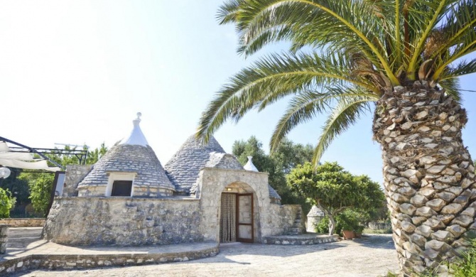 I Trulli del Ciliegio con giardino by Wonderful Italy